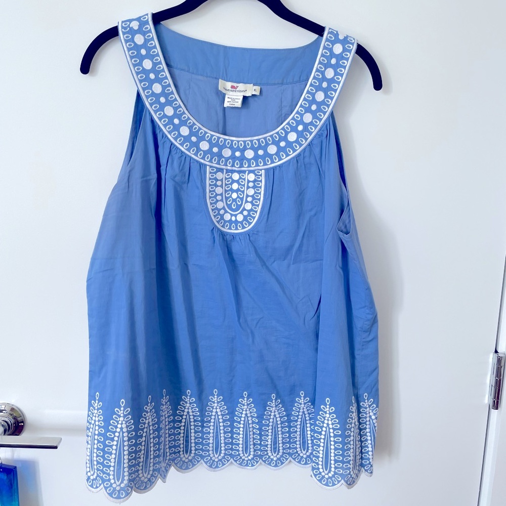 Vineyard Vines sleeveless top